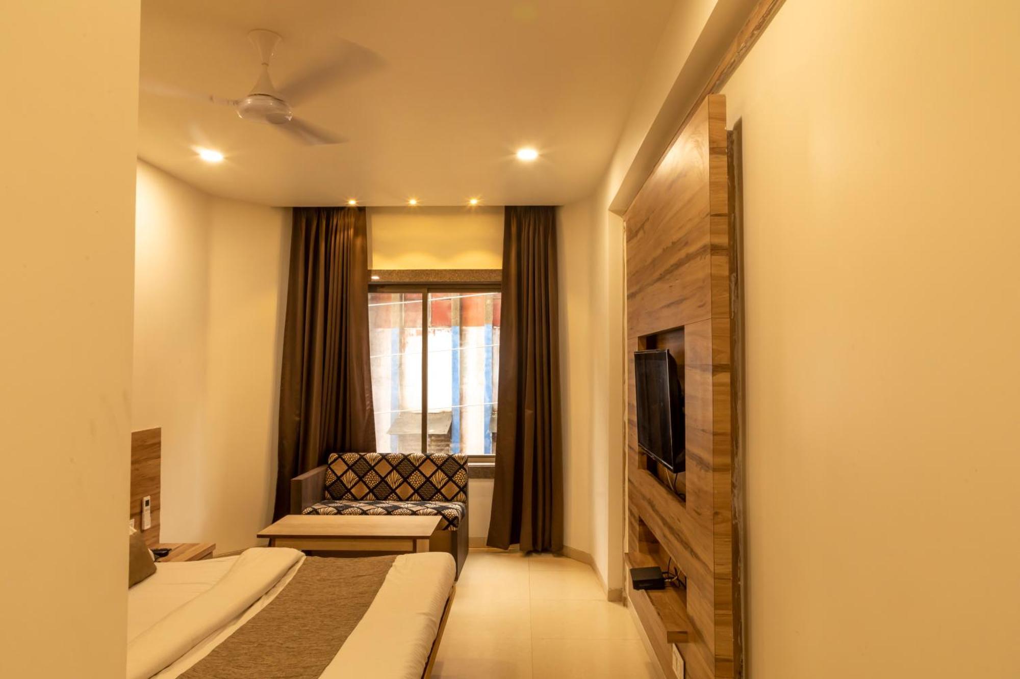 Adarsh Palace Hotel Bhopal Exterior foto